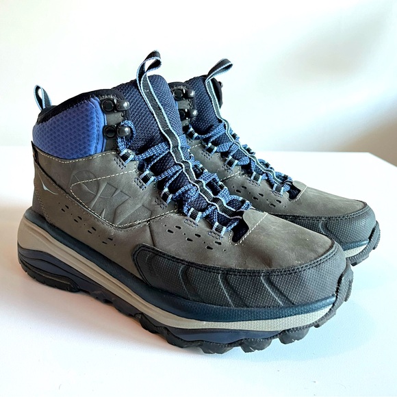 Hoka Tor Summit Mid WP Womens Size 7.5 US Leather Hiking Ankle Boots waterproof - Picture 1 of 7